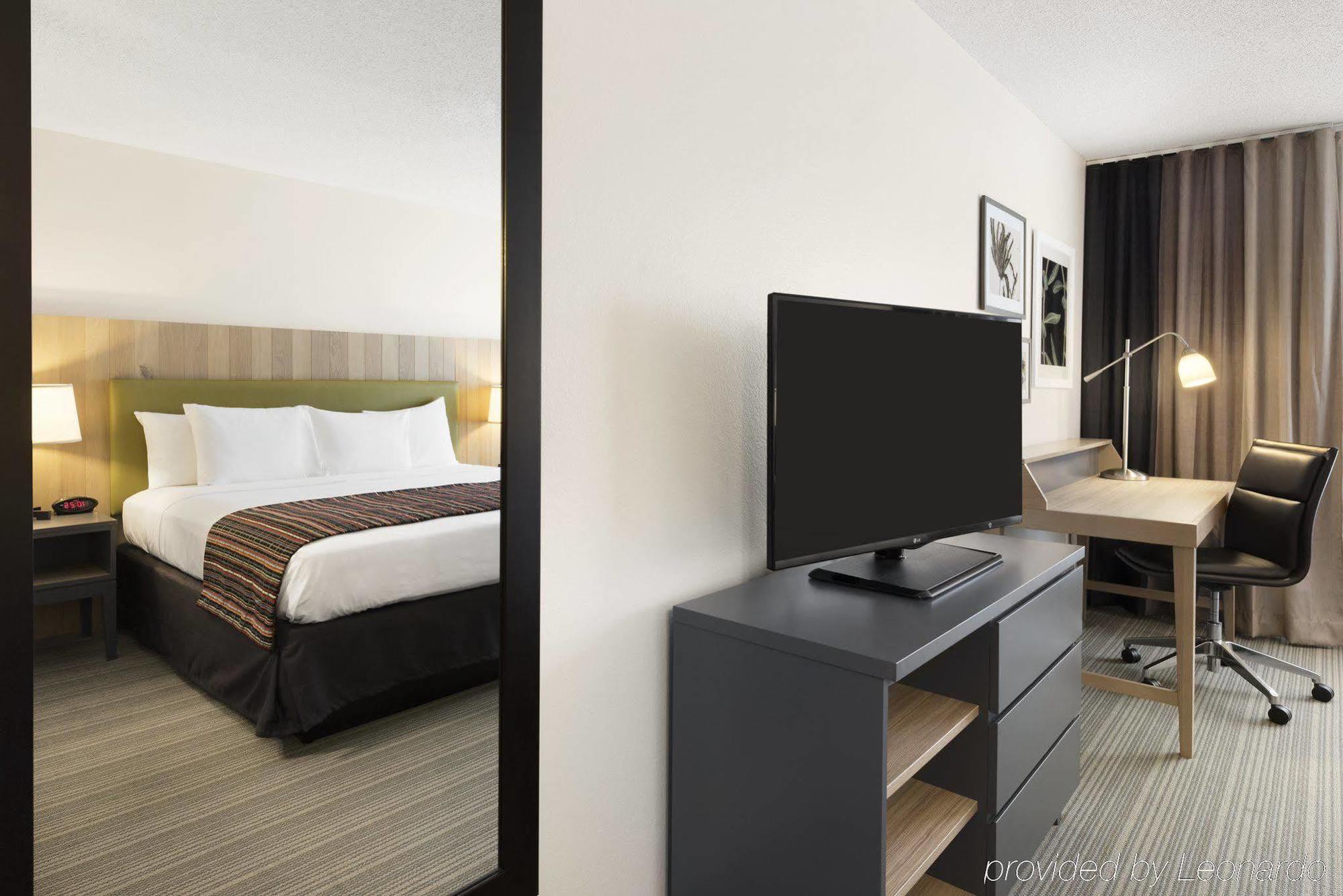 Country Inn & Suites By Radisson, Chippewa Falls, Wi Exteriér fotografie